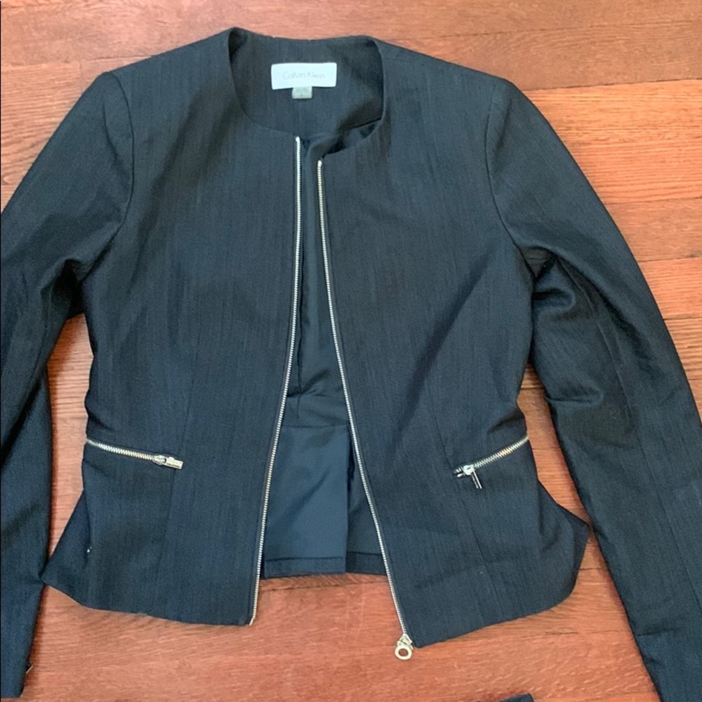 Calvin Klein 2 suite jacket and size 4 pant